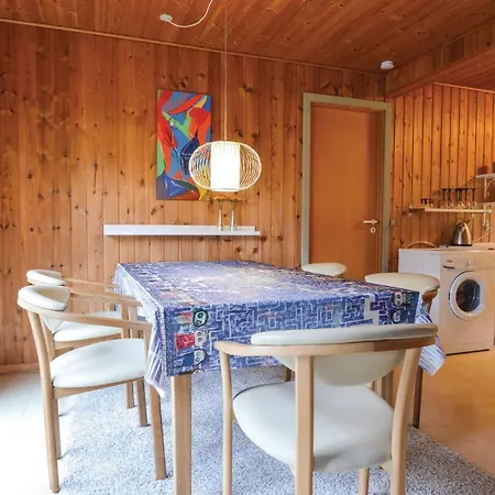 Holiday home Three-bedroom Holiday In Give