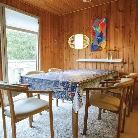 Three-bedroom Holiday In Holiday home